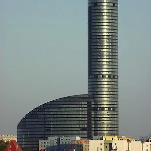 https://platinium-sky-tower.hotelswroclaw.com